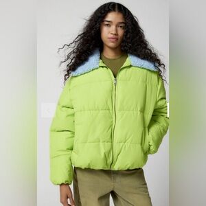 NWOT UO Duckie Faux Shearling Collar Puffer Jacket lime green size medium